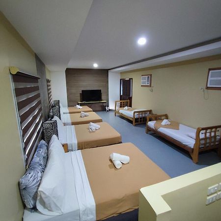 Raya Del Sol Dive Resort 马比尼 外观 照片