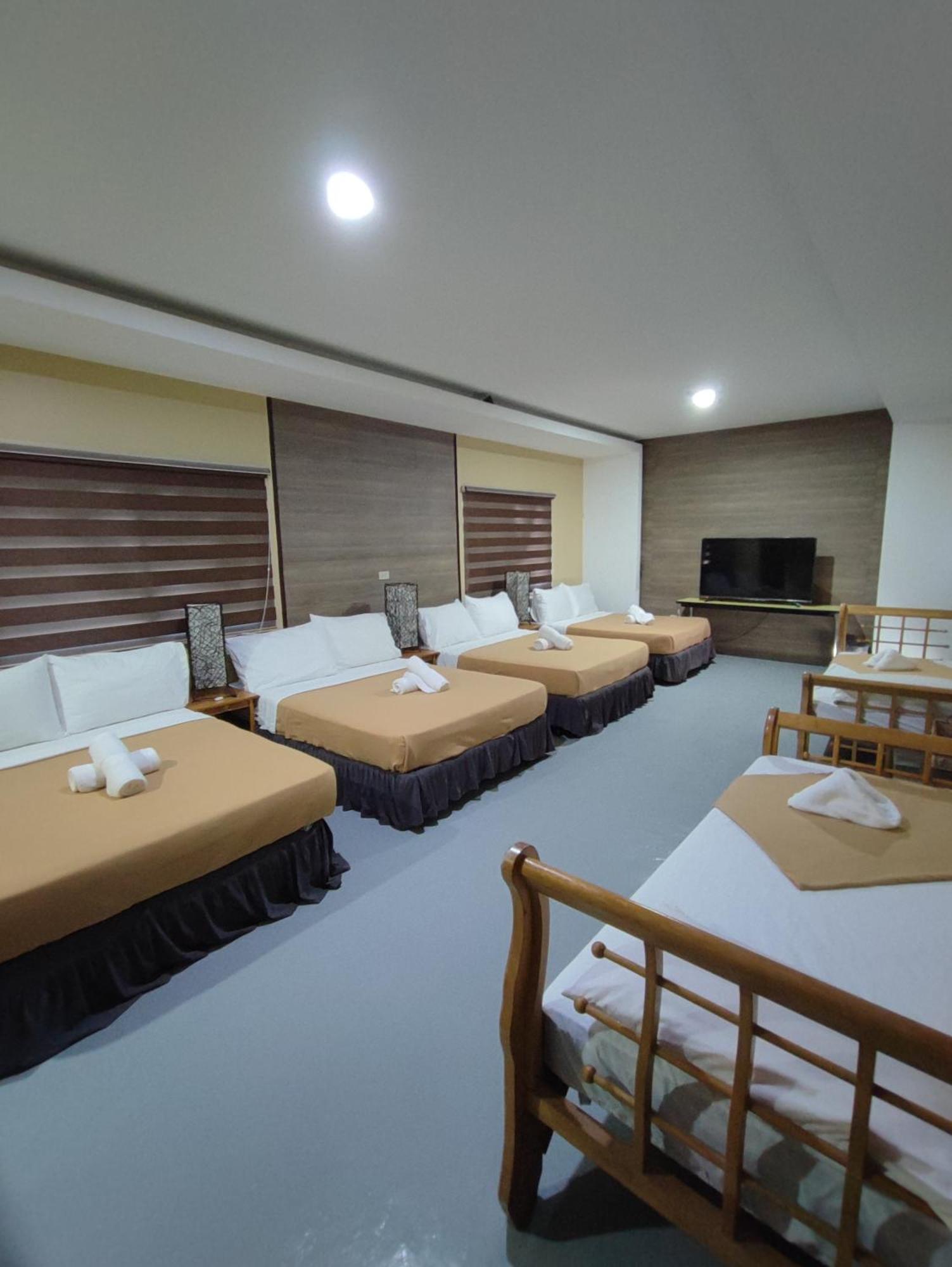 Raya Del Sol Dive Resort 马比尼 外观 照片